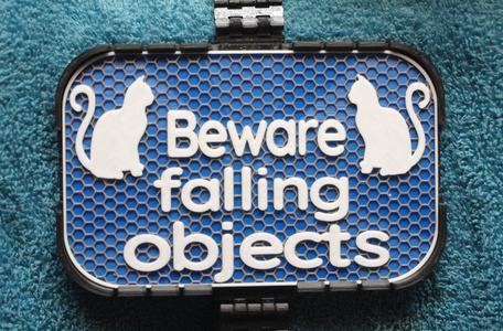 Falling Objects sign