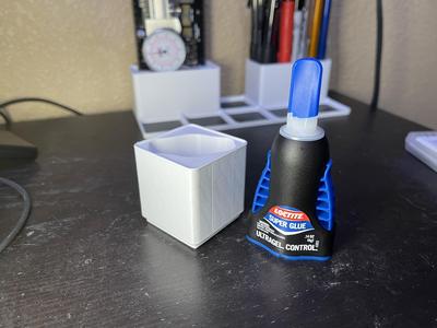 Gridfinity Super Glue Squeeze Bottle Holder