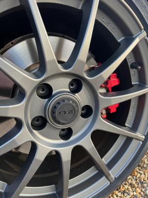 MSW  OZ CENTRE CAP Golf GTI.