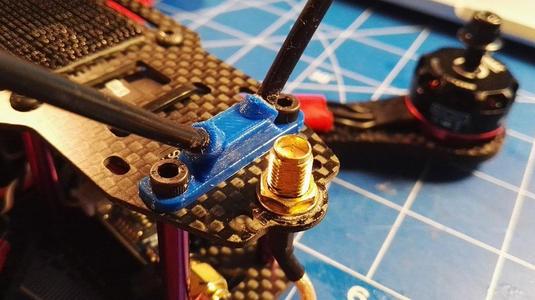 Dual antenna holder for Reptile X4R 220 quadcopter frame 
