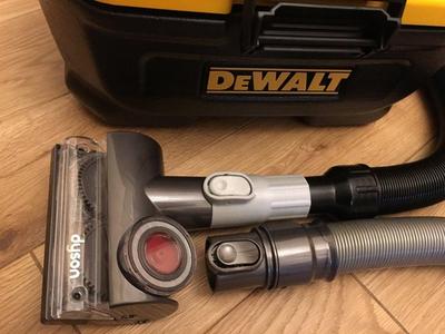 Dyson to Dewalt Tool adaptor 32mm 1.25inch 