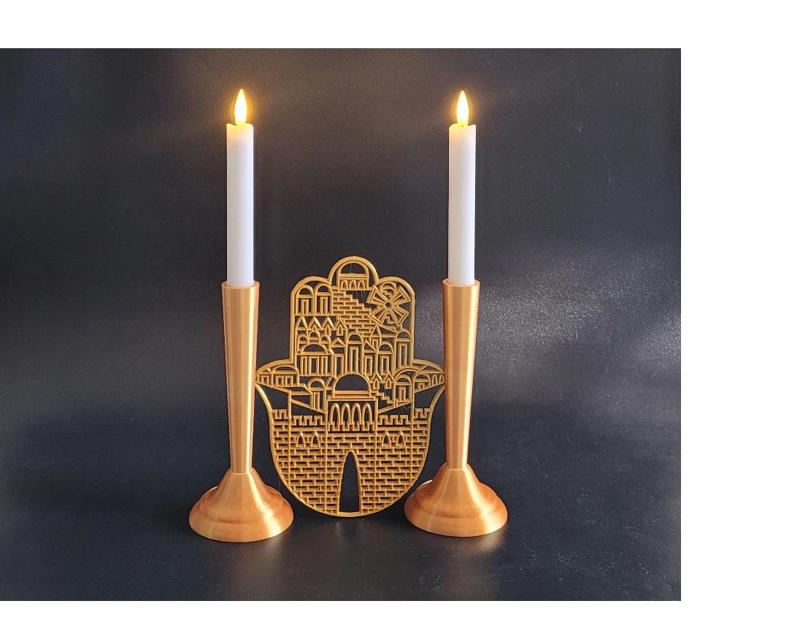 Candle holders with Hamsa ornament
