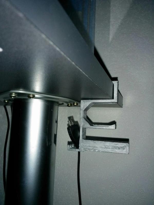 Headphone holder