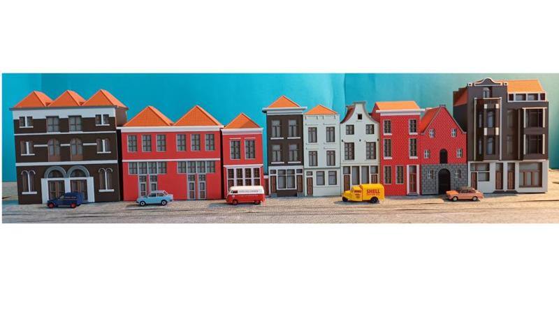 Nine harbor houses in H0