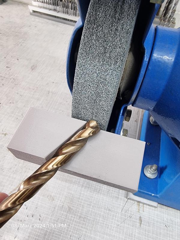 118° Winkel-Lehre zum Bohrer schleifen 2.0 (verbesserte Version)