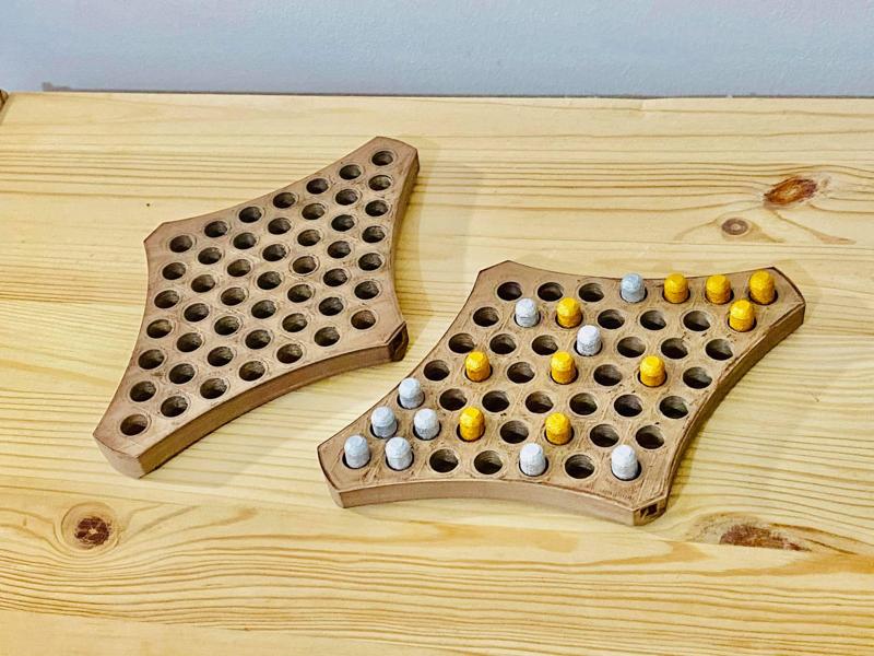Chinese Checkers for Two Board Game