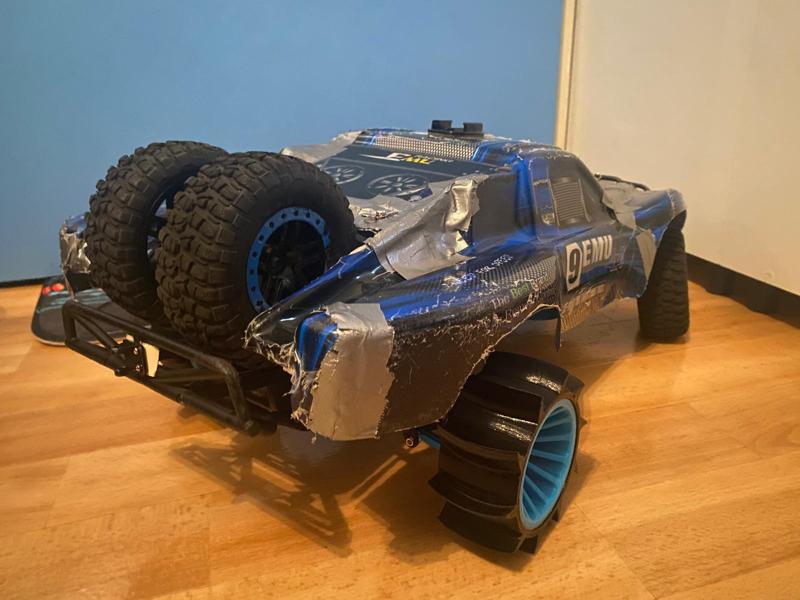 Traxxas Slash 2wd Dual spare tire holder/carrier