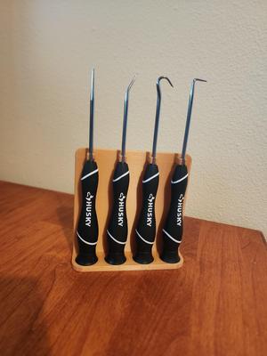 Pick Holder