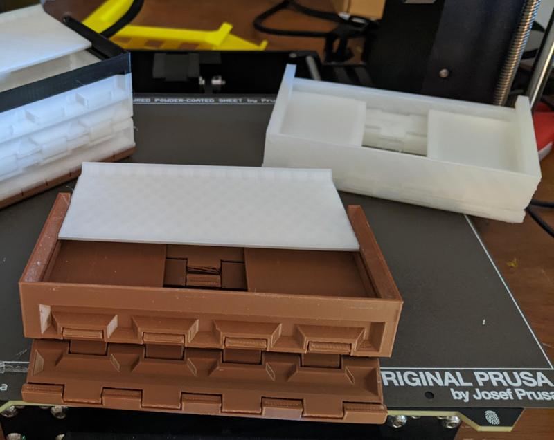 Collapsible Box With Lid