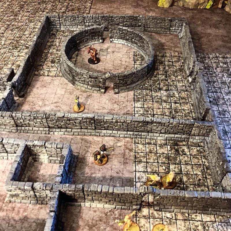 Interior Dungeon Walls:18 Walls, scatter and modular with 6x2mm Magnet Slots