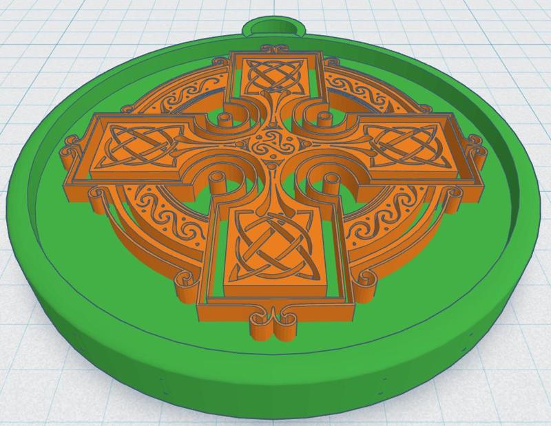 Celtic Round Cross 25