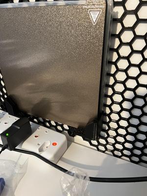 Honeycomb Wall (HSW) Ender 3 s1 Plate Support (5 slot remix)