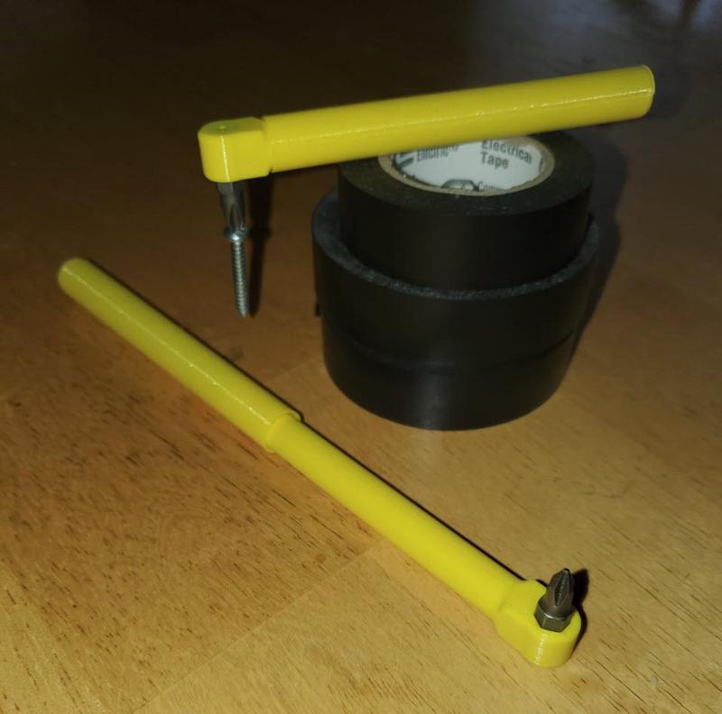 No room screwdriver – right angle screw driver