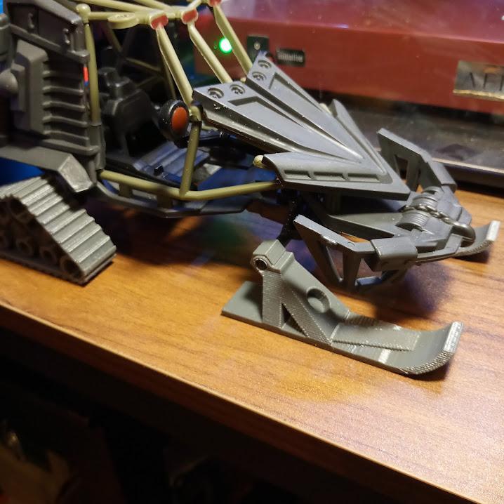 Final Faction Arctic Arrow front skis, wide version