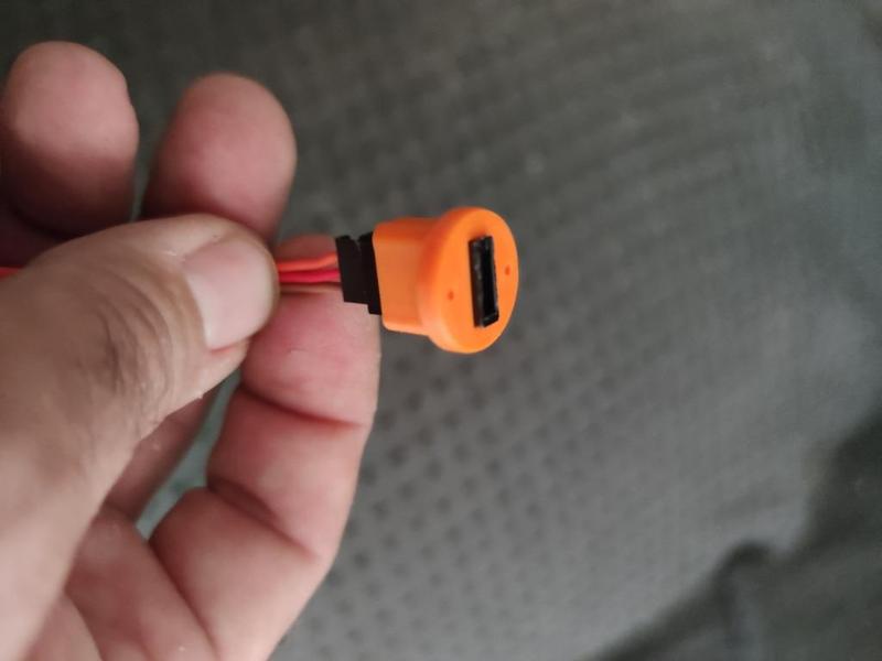 Round Servo Connector mount