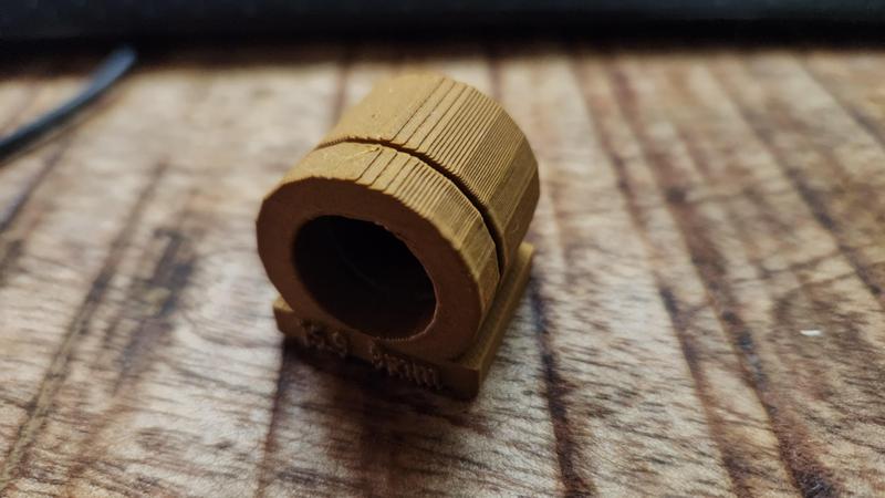 Tool for cutting for silicone spacers