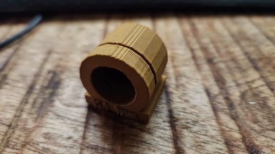 Tool for cutting for silicone spacers