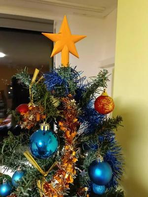Christmas tree star