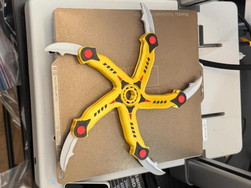 Glaive 2.0  with foldable Blades from Krull