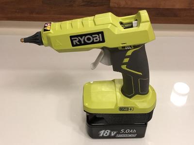 Makita battery  adapter for Ryobi hot glue gun