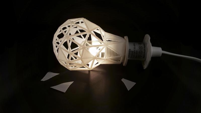 Shattered Faceted Light