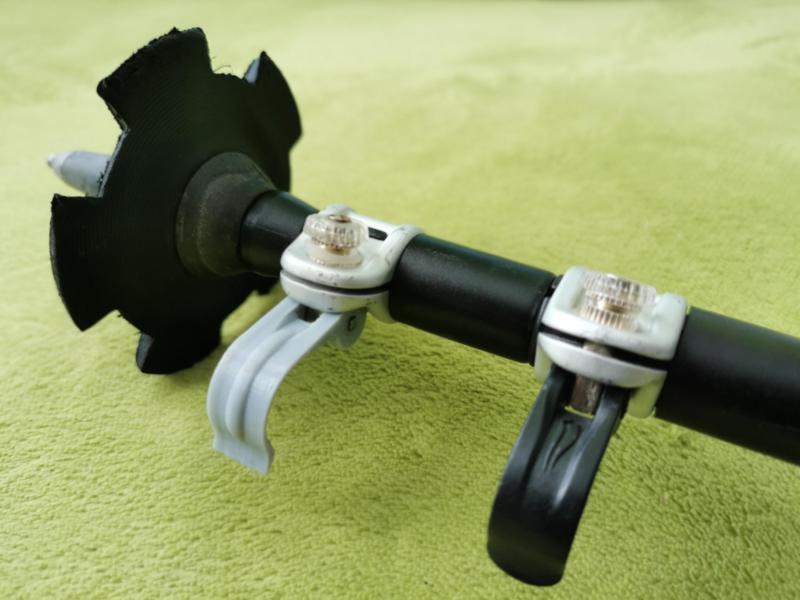 ECCENTRIC LEVER CLAMP FOR TREKKING POLE