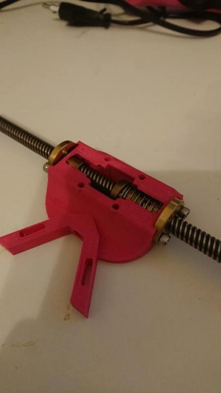 X-carriage magnetic leadscrew mgn12