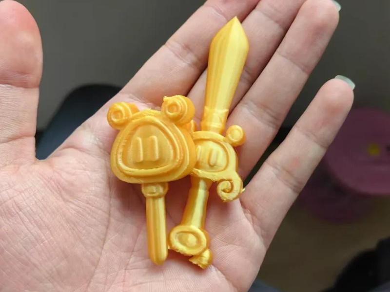 Piggy Tales Series One: Piggy's Sky-Splitting Sword