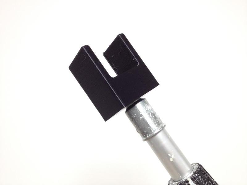 Harris 3/4" 3m Decorating pole Universal 'U' Hook Attachment (For hard to Reach Christmas Lights)