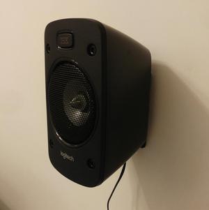 Logitech Z906 surround speakers wall mount 0 - 75 angle
