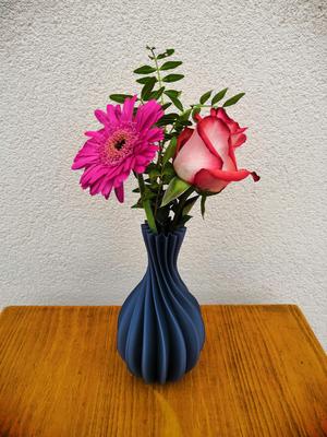 wave vase