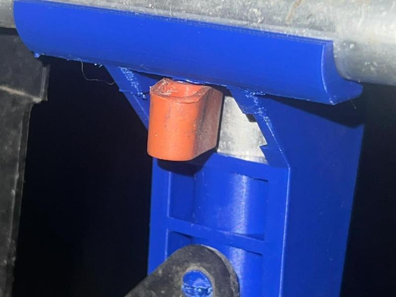 Claber Garden Cart Sliding Bag Holder