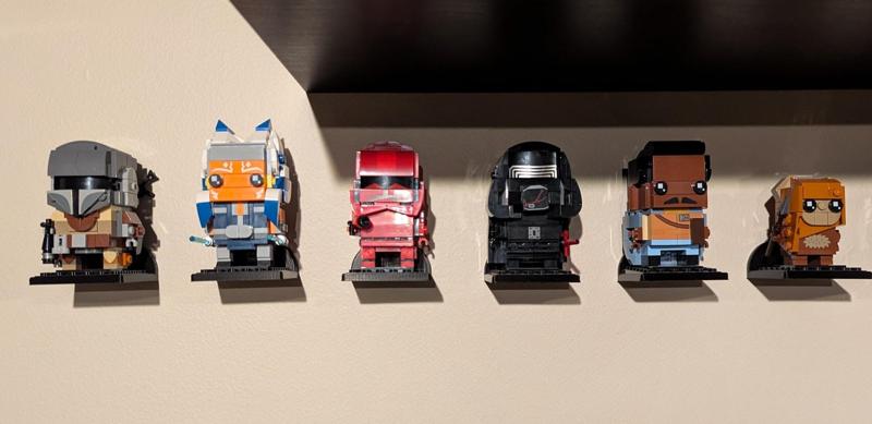 Lego BrickHeadz Floating Mount