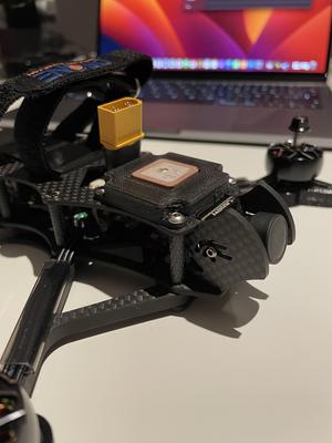 AOS 5 5.5 7 BN-220 GPS front mount