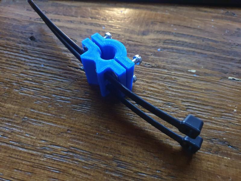 Cable bracket RG58 and RG213