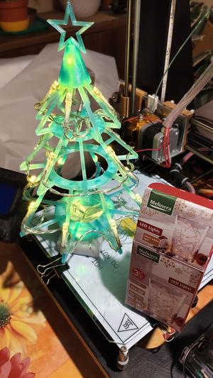 Minimalist Christmas Tree Model - Remix