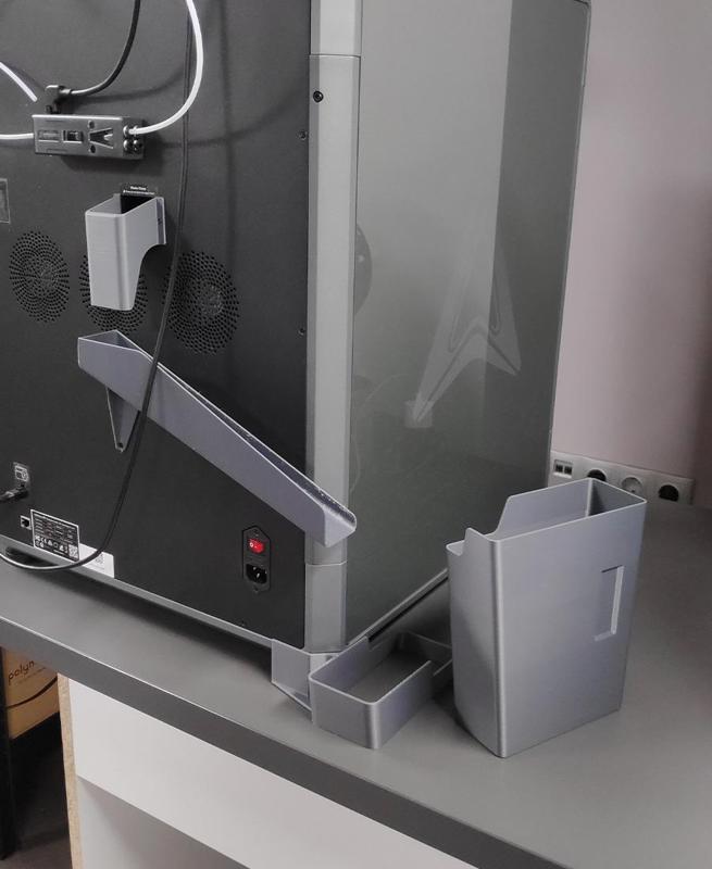 K2 Plus - Left poop chute with removable bin