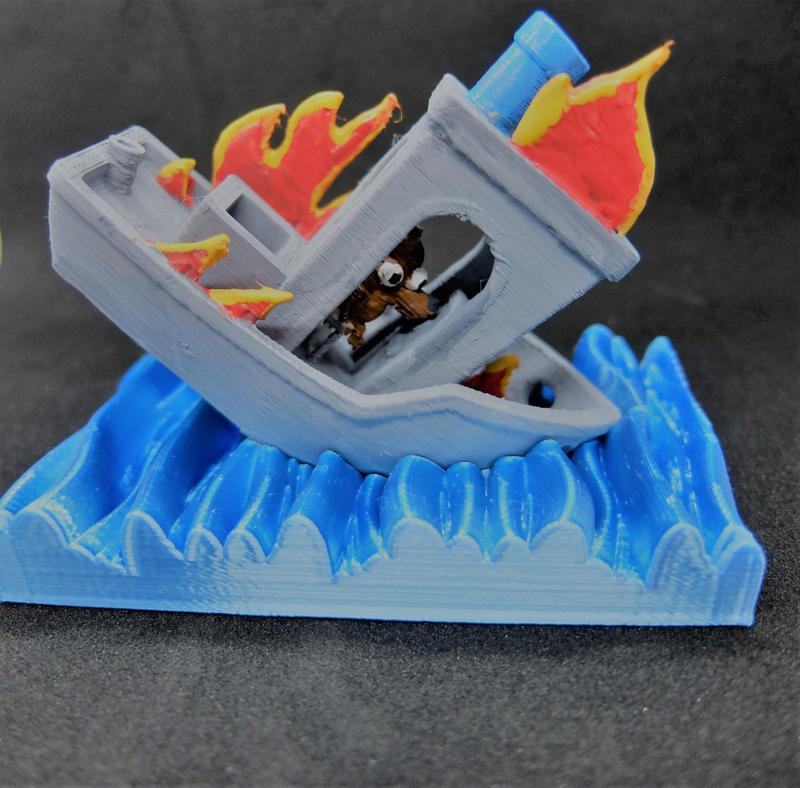 Benchy "This is fine" edition.