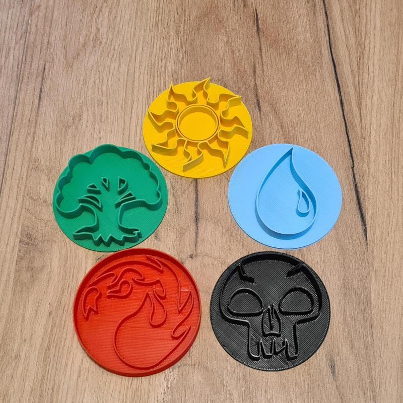 MTG Mana Cookie Cutters – Magic: The Gathering Inspired Set