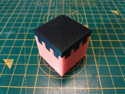 Puzzle box 1 - Finger joint twist