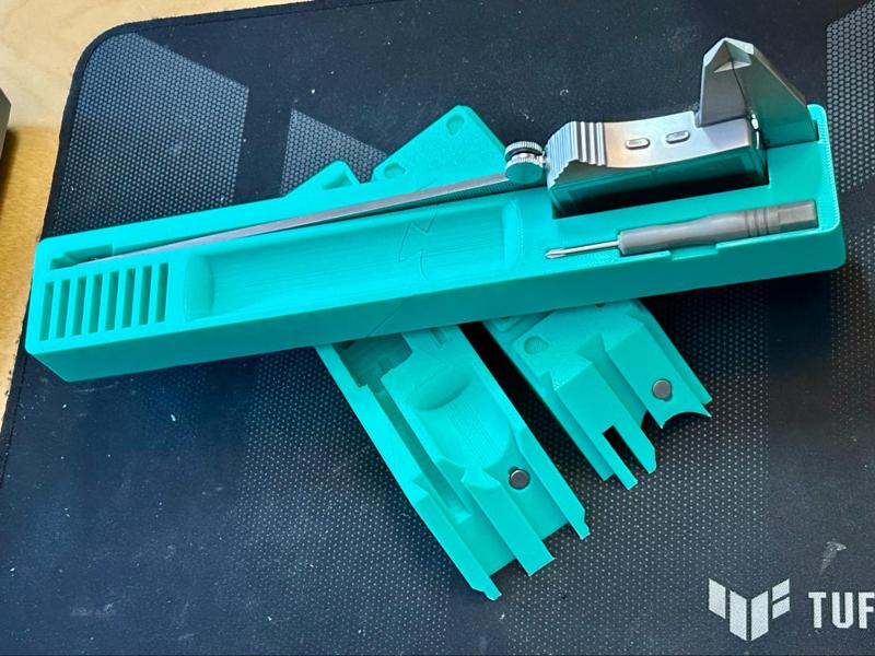 Preciva digital 150mm Caliper vertical Gridfinity