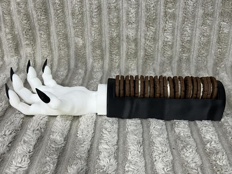 VAMPIRE COOKIE HOLDER