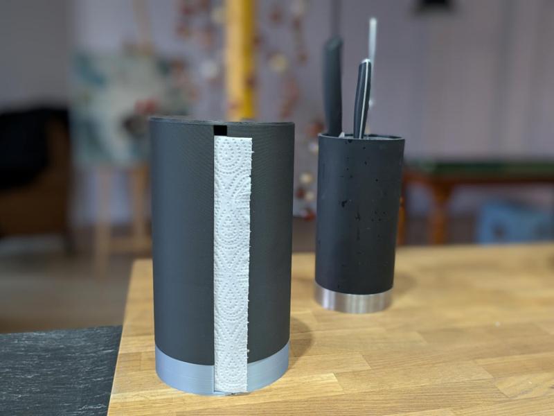 paper towel dispenser