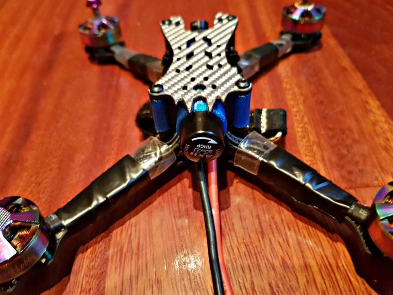 Avant Sirio R5 Lumenier Stubby antena mount