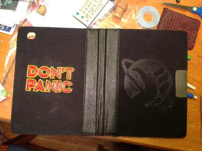 DON'T PANIC - Hitchhiker's Guide to the Galaxy