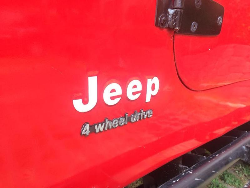 emblem 4 wheel drive