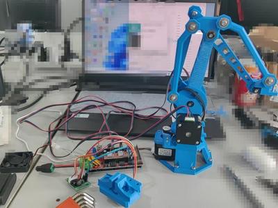 Robotic arm (originally a model from T-station, modified) (hardware is perfectly fine, software debugging not completed)