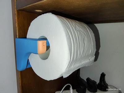 Tissue holder