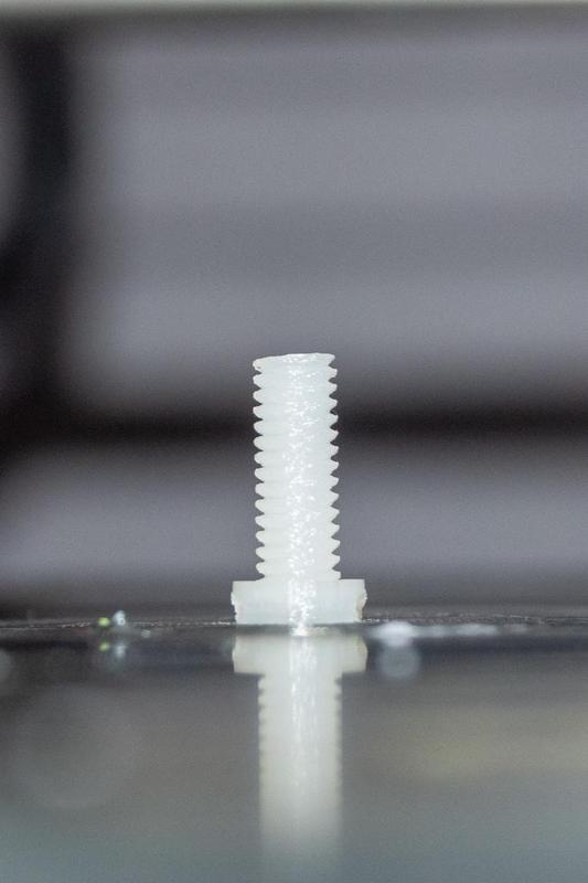 M4 x 10 mm screw