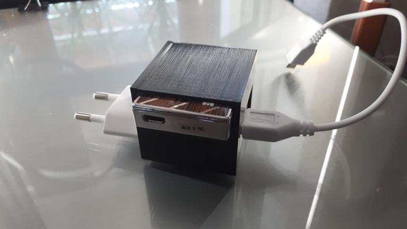 support briquet electronique sur son chargeur